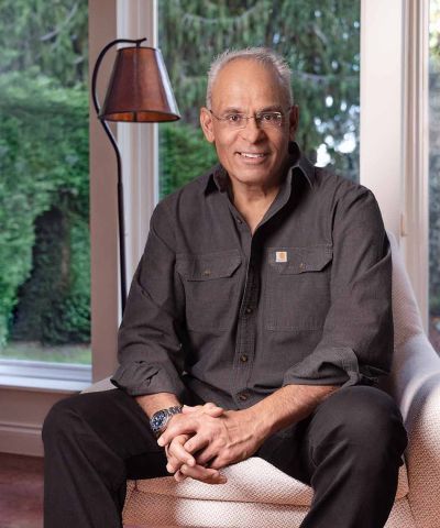 Paul Singh graphic image